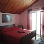 Lozna דירה פוסטיר