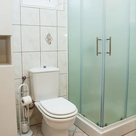 Lozna Apartment *